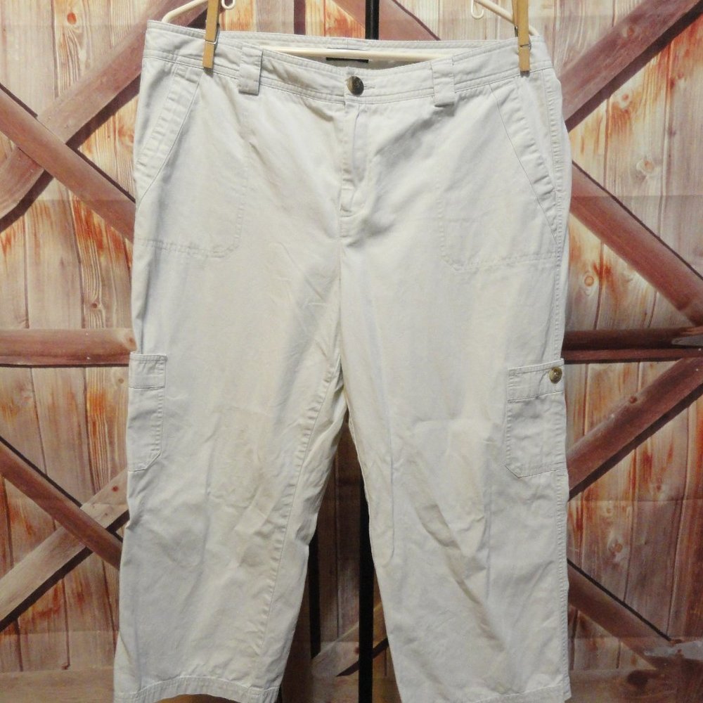 Dockers Khaki Cargo Capris pants womens 16~gently worn~cute~
